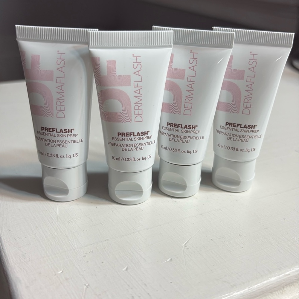 NEW Sealed Dermaflash PREFLASH Lot of 4
Sealed 10ml/0.33 oz